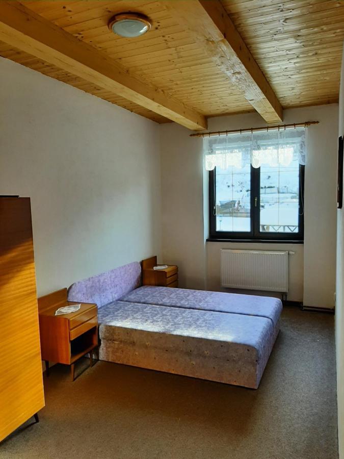 Apartmany-Zamecka Restaurace Jindrichovice Экстерьер фото