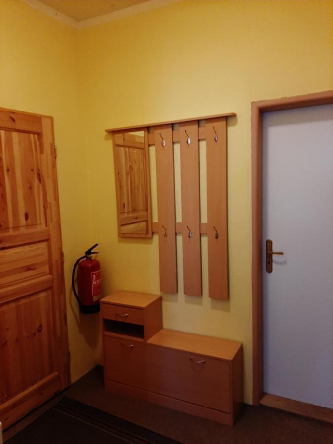 Apartmany-Zamecka Restaurace Jindrichovice Экстерьер фото